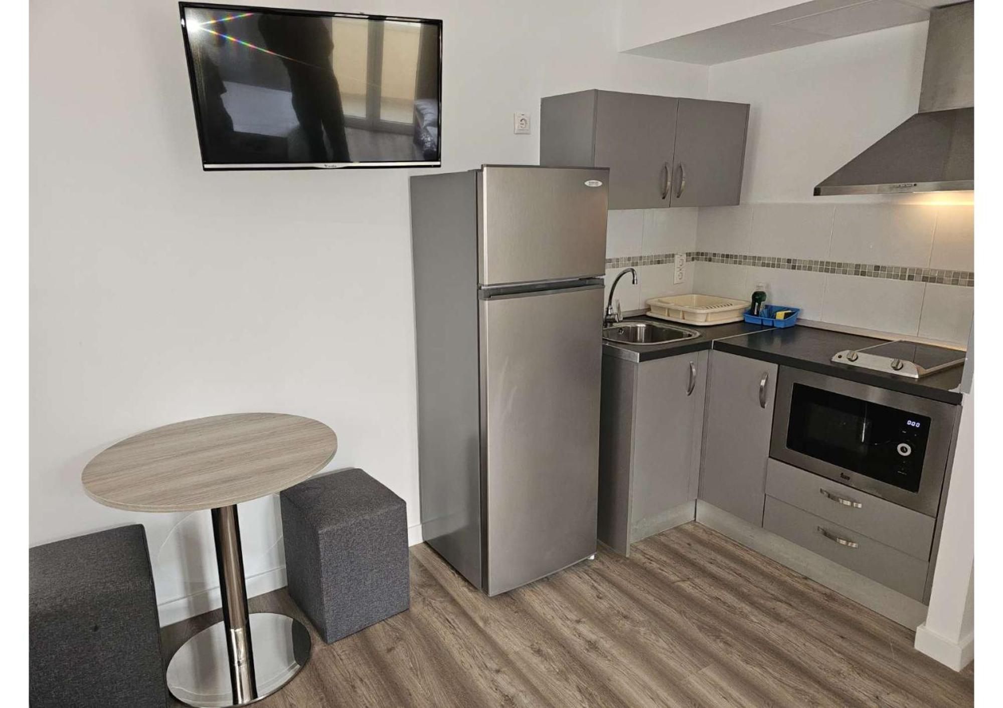 Apartamentos Turisticos Kenzamin Alicante Exteriör bild