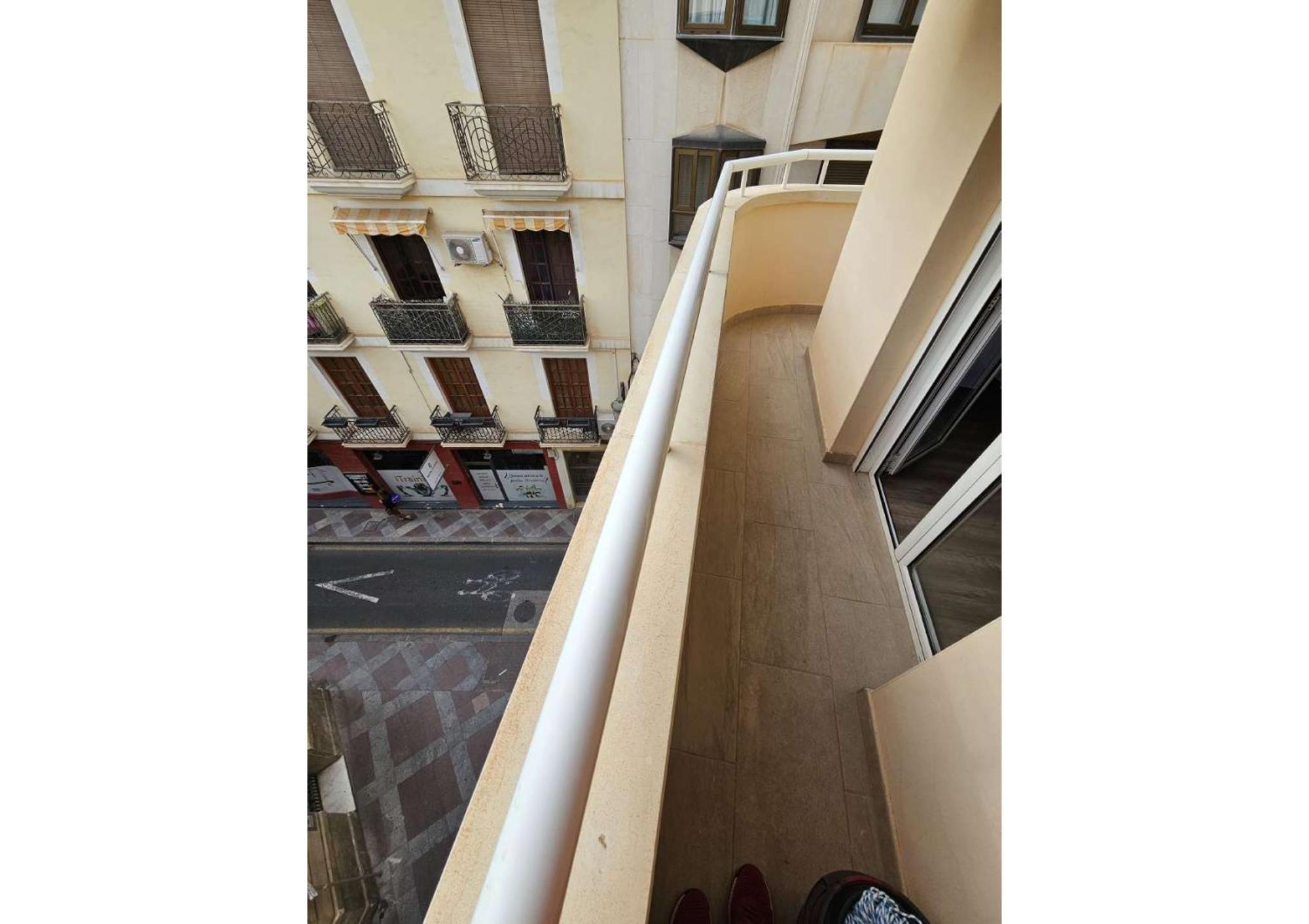 Apartamentos Turisticos Kenzamin Alicante Exteriör bild