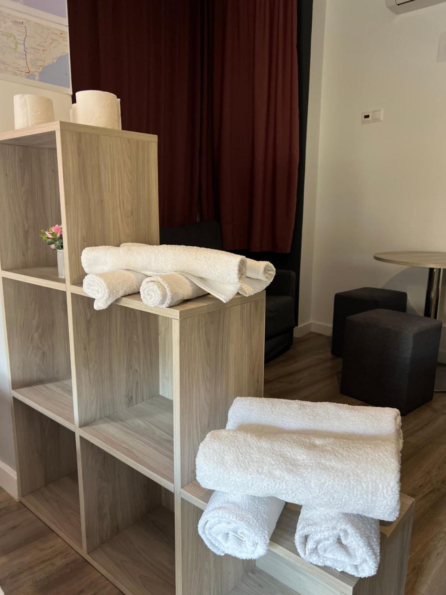 Apartamentos Turisticos Kenzamin Alicante Exteriör bild